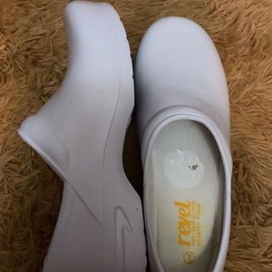 memory foam nursing clogs